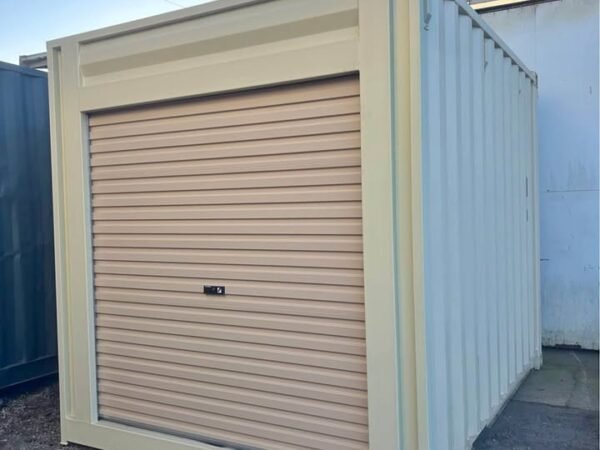 10ft Standard Height Shipping Container with Roller Door